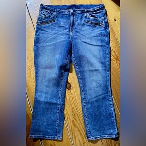 NWOT ROCK & REPUBLIC KENDALL CAPRIS SIZE 16 $99